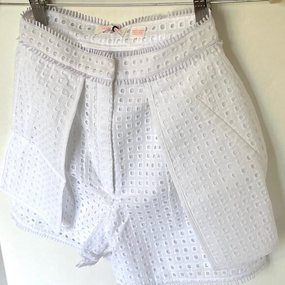Sass and Bide Mini Eyelet Shorts Womens 6 White High Rise Cotton Tailored Summer - Picture 4 of 9